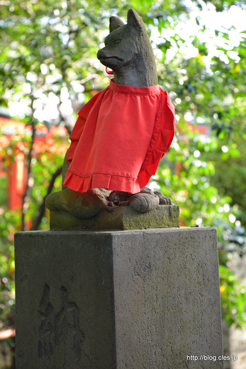 狐像+-+根津神社の文京つつじまつり+2016