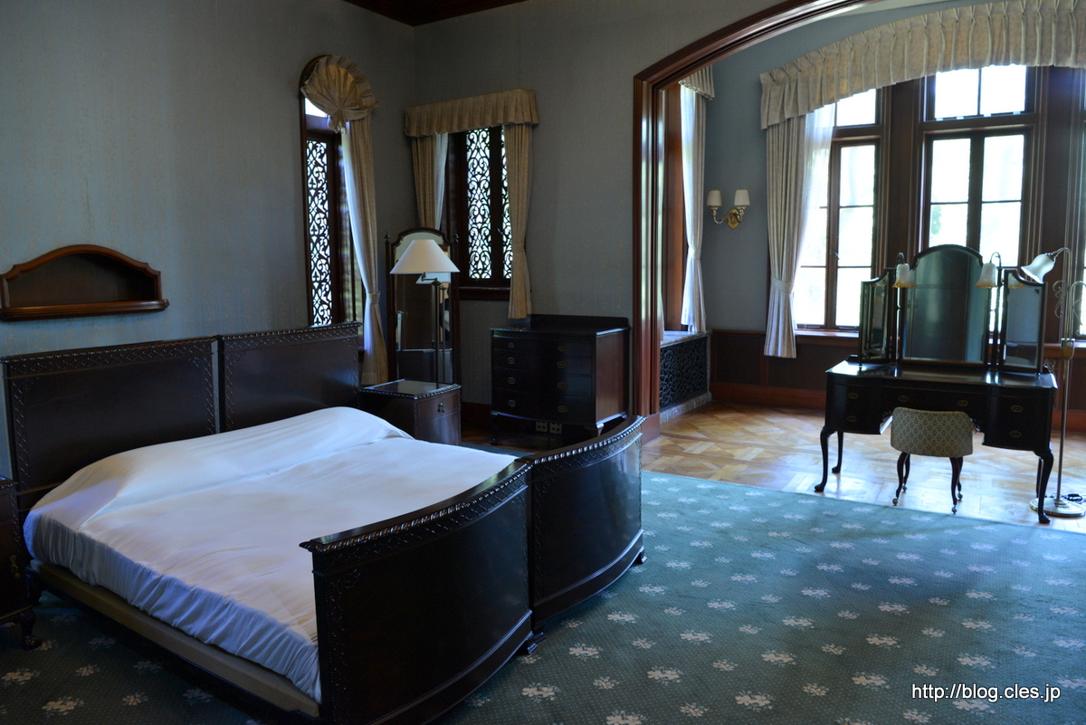 寝室+-+駒場公園に建つ洋館（旧前田家本邸）
