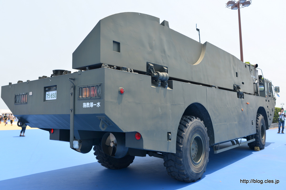 後部+-+15台しかない+94+式水際地雷施設装置（大洗「海の月間」2017）