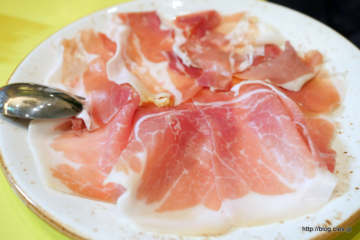 生ハム+-+SALONE+VENDREDI（サローネ+バンドルディ）