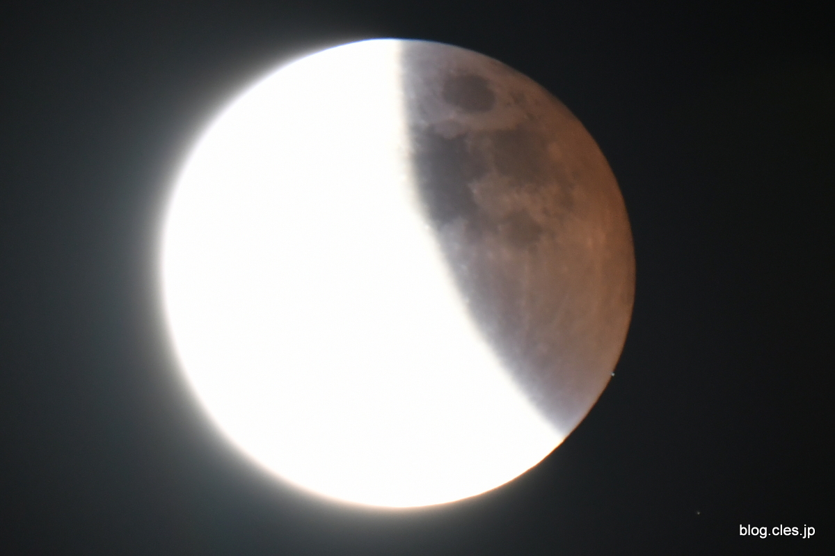 天王星食の終わり+-+442+年ぶりの皆既月食と天王星食