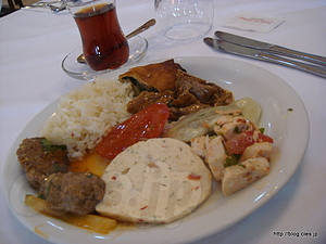 - 昼飯