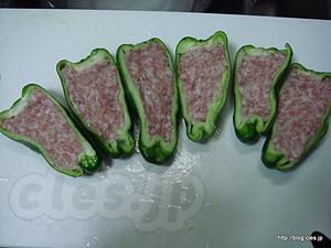 ピーマンの肉詰め - ピーマンの肉詰め