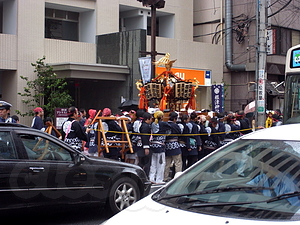  - 根津神社例大祭だったらしい