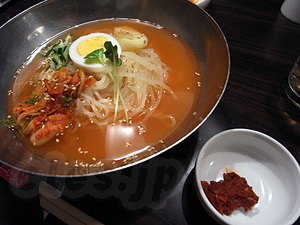 冷麺 - 焼肉茶房 傳々