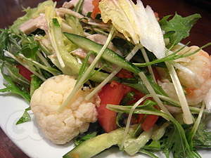 ８品目サラダ - 万豚記 日本橋店