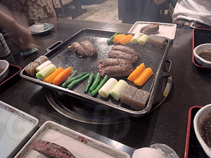 ハンバーグ鉄板焼（中） - 牛幸 本店