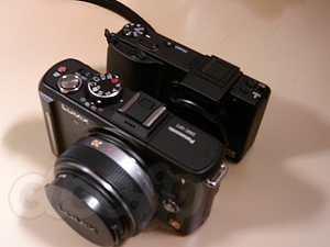 GX200とGF1の大きさ比較 - DMC-GF1を衝動買い？