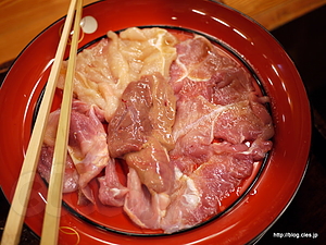 軍鶏肉（もも、むね、レバー） - 鳥料理 玉ひで・軍鶏鍋編