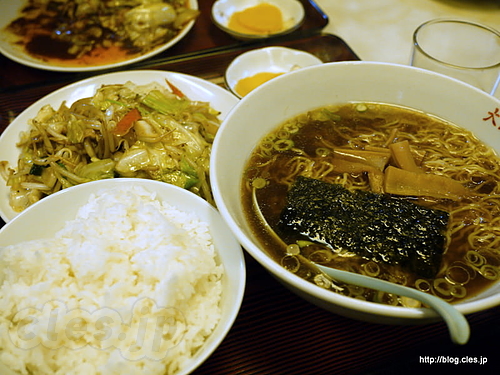 肉野菜炒め＋ラーメン - 大島飯店