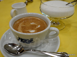 カフェラテ - RISTORANTE LA CIAU