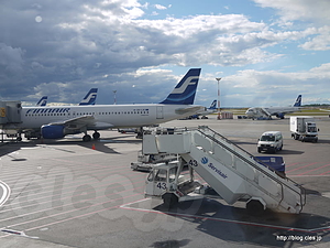 ヘルシンキ空港搭乗ゲート - リトアニア出張にいってきます