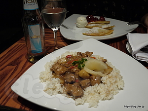 酢豚らしきもの - ホテルのレストランで夕食