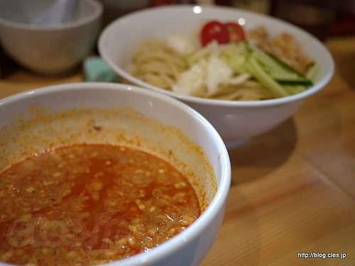 トロ辛つけ麺（大盛り） - めん屋 写楽
