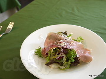 パルマ産プロシュートのサラダ - TAVERNA INIZIO
