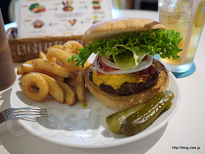レッドホットチリバーガー 組立後 - CATOOYA