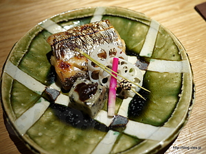 太刀魚 生麩田楽 大徳寺納豆串刺し 酢ばす - 六味 一滴