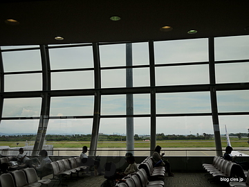 仙台空港から滑走路を眺める - 仙台空港にちょっと寄ってみた