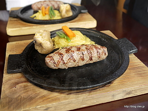 ハンバーグ 200g（初期状態） - 炭焼ハンバーグステーキ・ジョージ