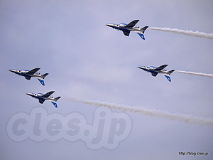 フォーシップインバート - 入間航空祭 2011 のブルーインパルス