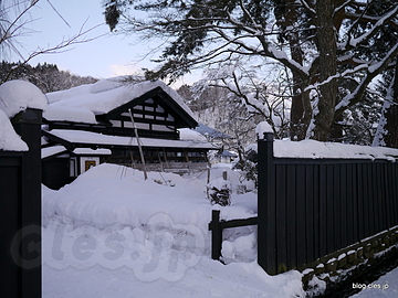 角館 武家屋敷武家屋敷通り - 雪と角館の武家屋敷