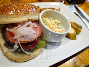 プレートランチ 無農薬野菜とフレッシュトマトのハンバーガー - <strike>日本橋 Stove (ランチ・ハンバーガー編)</strike>（閉店）