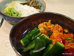 キムチ盛り合わせ・ナムル - 鶯谷園で焼肉を堪能する