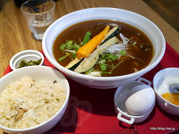 揚げ野菜のせカレーきしめん - 仁 JIN （ランチ編）