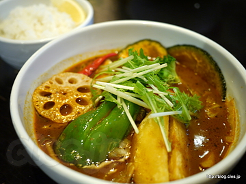 生鮮野菜（チキンスープ、レンコン、辛さ神無月） - 奥芝商店 八王子田代城