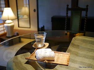 落ち着いた感じの店内 - わちがい