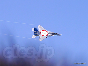 F-15J（92-8911）機動飛行 - 百里基地航空祭 (2012) の自衛隊機ときどきスカイマーク