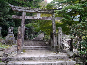 四脚石鳥居 - 弥山登山道（大聖院コース）