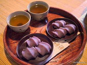 赤福とお茶 - 赤福本店でお茶を
