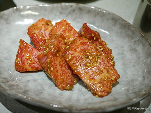 上カルビ - 焼肉 幸楽園で焼肉と超激辛カルビクッパを食べる