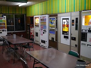 レトロな店内 - オートパーラー シオヤ