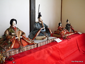  - 近江八幡市立資料館とひな人形