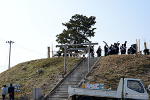 日和山 - 閖上の日和山で祈る