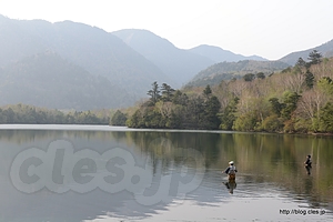 湯ノ湖 - 湯滝と湯ノ湖