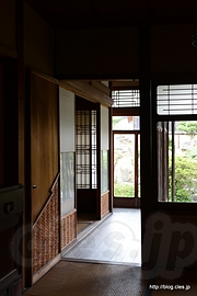 廊下 - 城東の町並と旧梶村家住宅