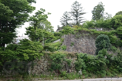 城外からの眺め - 津山城跡を散策