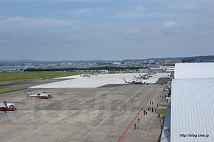 管制塔からの眺め - 館山航空基地サマーフェスタ 2013 にいってきた