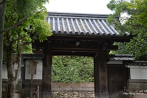 総門 - 銀ピカじゃない銀閣寺