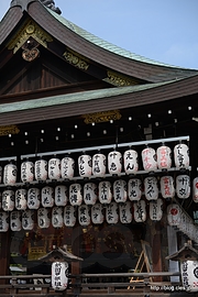 舞殿 - 八坂神社に寄り道