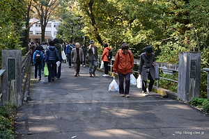 返仁橋 - 日立中央研究所の秋の庭園開放 2013