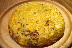 焼きたてトルティージャ - ラ ペスケーラ マリスケリアでスペイン料理を食べる