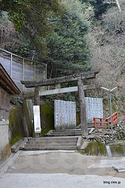 奥宮への入り口 - こんぴらさんの石段で運動不足を解消