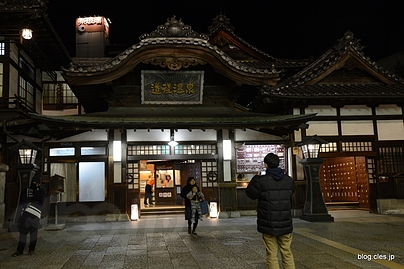 入口 - 道後温泉本館と坊ちゃんと千と千尋の神隠し