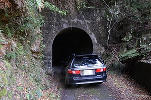 バンダ島隧道 - 魚梁瀬森林鉄道跡を行く