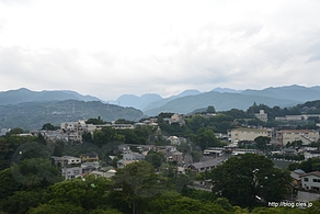 天守閣の展望台から箱根方面を望む - 小田原を散策