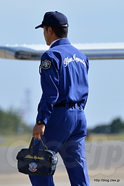 ドルフィンキーパー（整備員） - 入間航空祭 2014 に出撃（ブルーインパルス編）